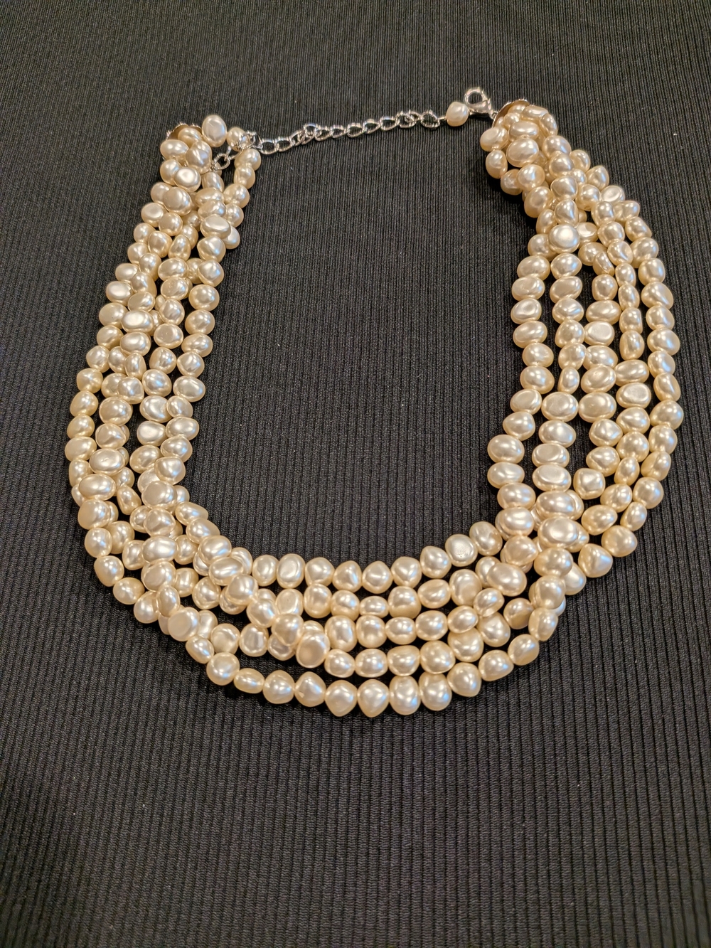 B5: Vintage 2007s Baroque Мulti-Strand Ivory Pearl Necklace 9"